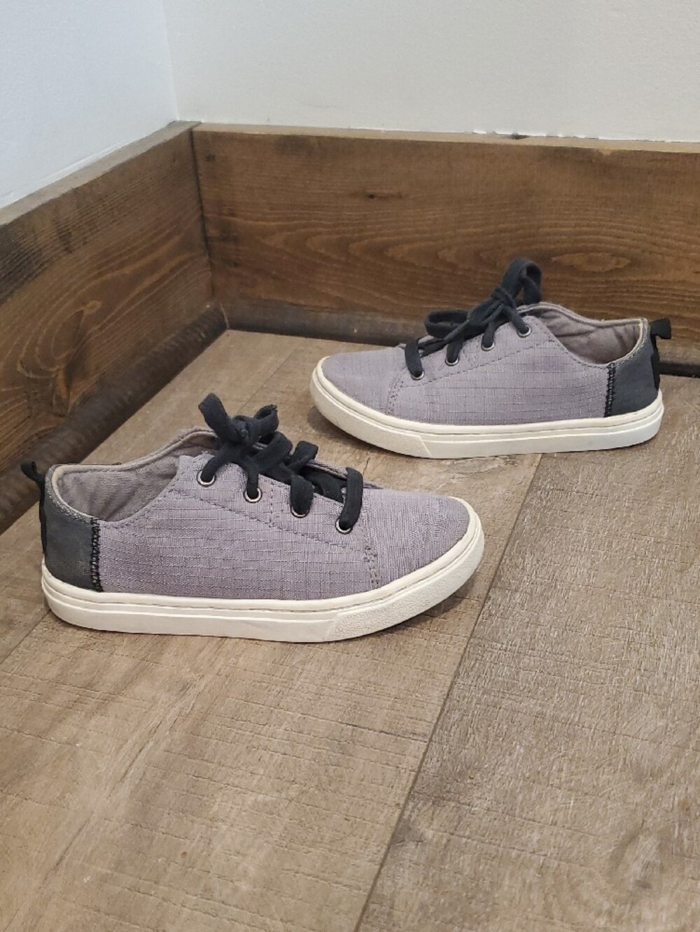 Tom's Kids Gray Canvas Sneakers with Black Laces 12c